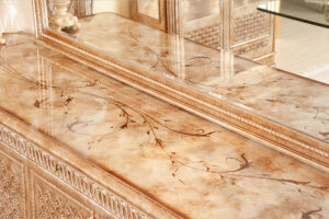 Belinda Classic Dining Room Set