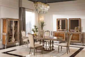 Monarch Classic Dining Room Set