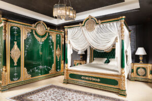 Hunkar Classic Bedroom Set