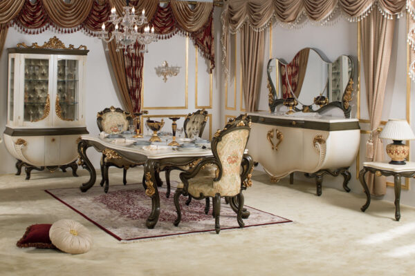 Antik Classic Dining Room Set