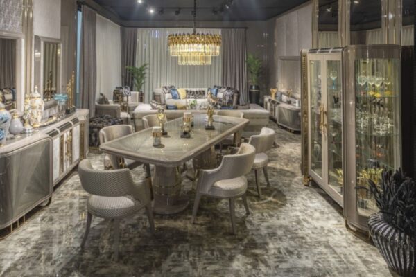 Odrina Classic Dining Room Set