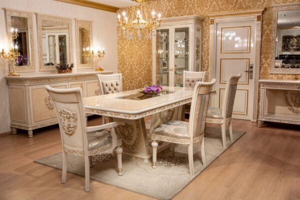 New Belinda Classic Dining Room Set